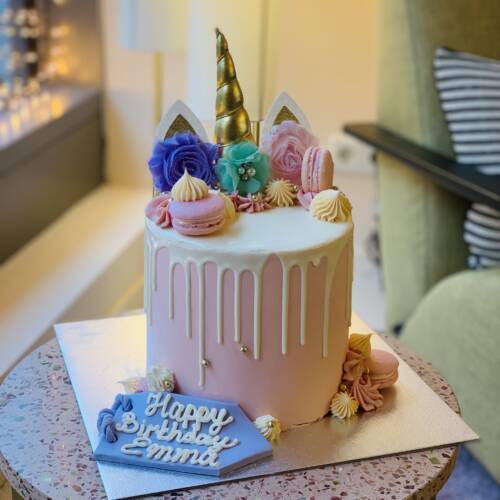 Unicorn Drip cake